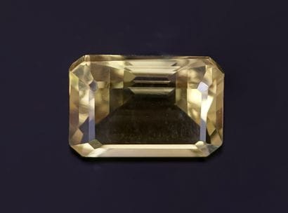 QUARTZ LEMON on paper, rectangle size. 21.50ct...