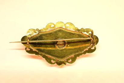 18K (750/°°) yellow gold brooch enameled...