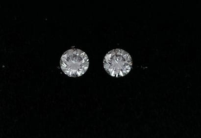 DIAMOND APPAIRAGE on paper. 0.20ct overall...