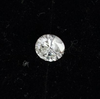 DIAMOND on paper 0.50ct inclusion