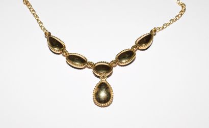 NECKLACE in 18K yellow gold (750/°°) set...