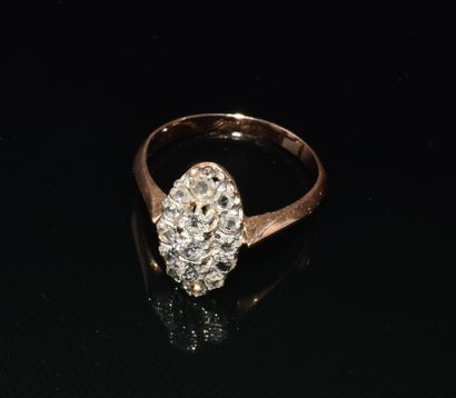 Marquise ring in 18K (750/°°) gold, set with...