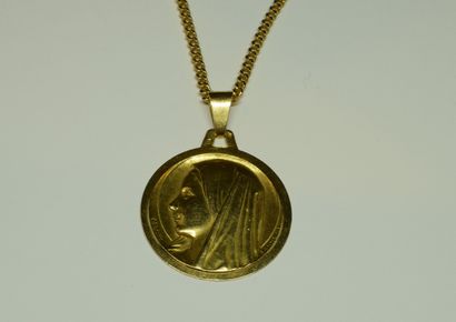 CHAINE en or jaune 18K (750/°°) maille gourmette,...