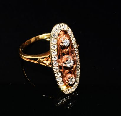 Marquise ring in 18K (750/°°) yellow gold...