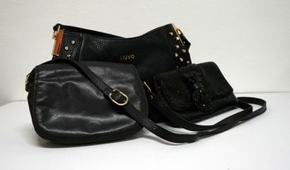 LOT OF 3 BAGS : Evening clutch bag in black...