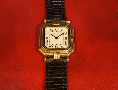 CARTIER - TRINITY - Wristwatch in 18K yellow...