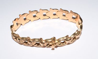 BRACELET in 18K gold (750/°°) with tassels....