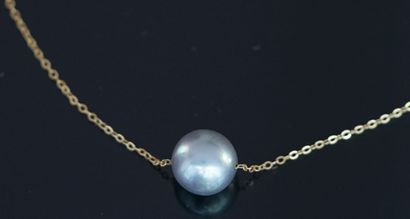 NECKLACE in 18k yellow gold (750/°°), decorated...