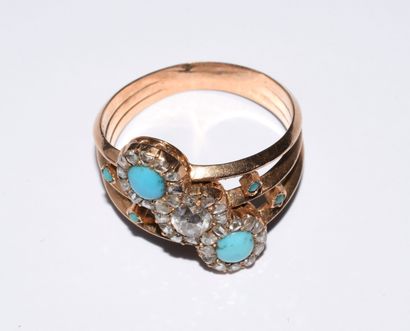RING in 18K (750/°°) yellow gold, set with...