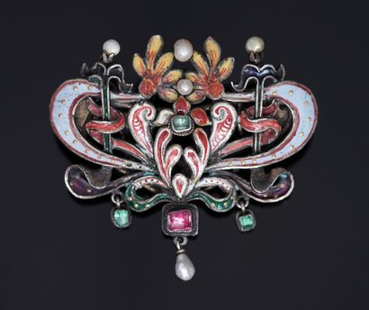 Silver PENDANT DROP decorated with foliage...