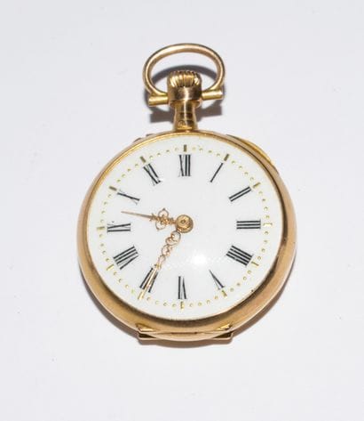 NECK WATCH in 18K (750/°°) gold, back decorated...