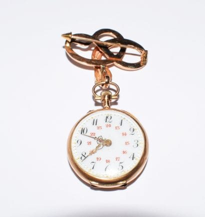 GOUSSET WATCH in 18K (750/°°) gold, the back...
