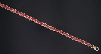 BRACELET ligne en argent doré 925/°° (vermeil)...