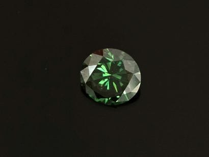 DIAMANT sur plis couleur fancy green. PB...