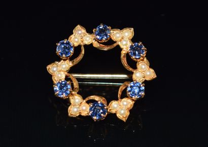 BROCHE en or jaune 18K (750/°°) motif de...