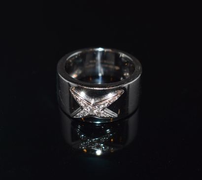 MAUBOUSSIN - BAGUE en or blanc 18k (750/°°)...
