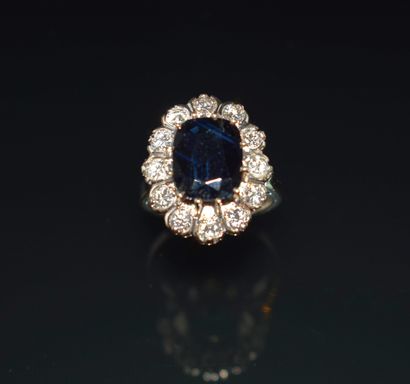 BAGUE POMPADOUR en or blanc 18k (750/°°),...