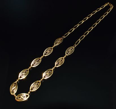 CHAINE en or jaune 18K (750/°°) composée...