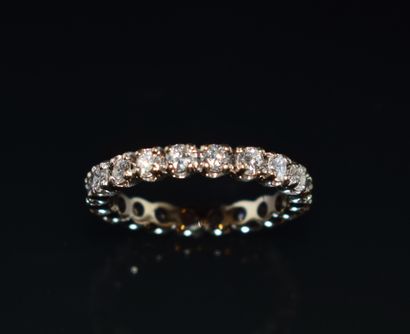 ALLIANCE AMERICAINE en or blanc 18k (750/°°),...