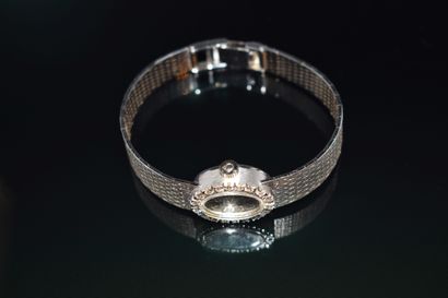 BAGUE en or blanc 18k (750/°°), solitaire...