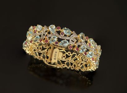 BRACELET en argent doré (vermeil) 925/°°,...