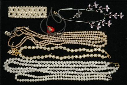 FANTAISIE - ENSEMBLE de bijoux fantaisie...