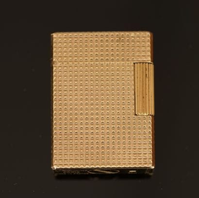 DUPONT - BRIQUET à gaz en métal doré motif...