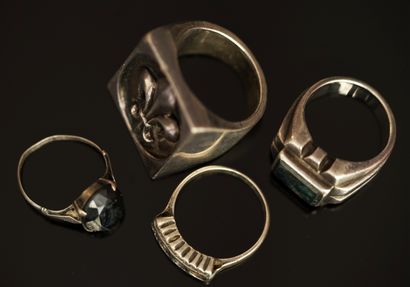 ENSEMBLE en argent (min 800/°°) comprenant...
