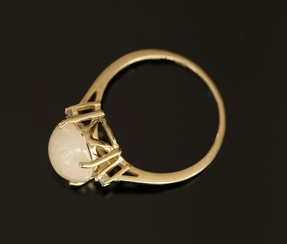 BAGUE en argent doré (vermeil) 925/°° centrée...
