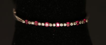 BRACELET rigide ovale ouvrant en argent min...
