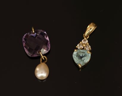 ENSEMBLE en or jaune 18k (750/°°) composé...