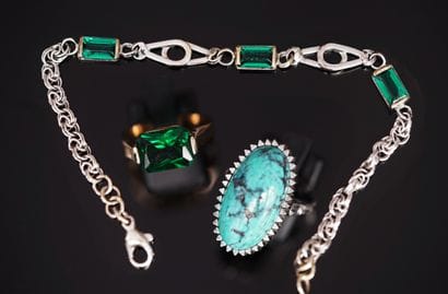 ENSEMBLE composé d'une bague en argent (min...