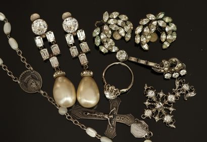 FANTAISIE - ENSEMBLE de bijoux fantaisie...