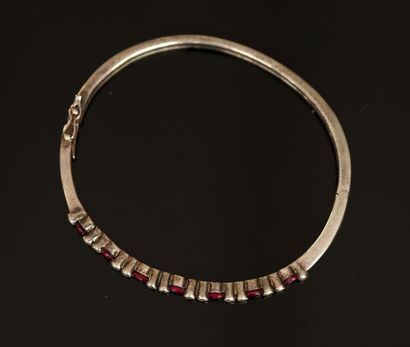 BRACELET rigide ovale ouvrant en argent min...