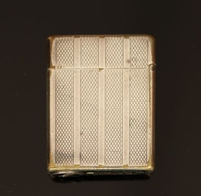 DUPONT - BRIQUET à gaz en métal argenté motif...