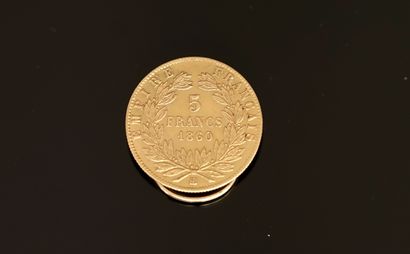 BOUTON DE COL en or jaune 18K (750/°°) orné...
