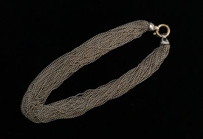 COLLIER multirangs de chaines boules en argent...