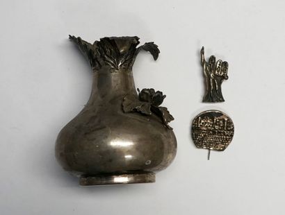 ENSEMBLE in 900 and 925/°° silver, including...