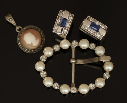 ENSEMBLE en argent 925/°° et 800/°° comprenant...