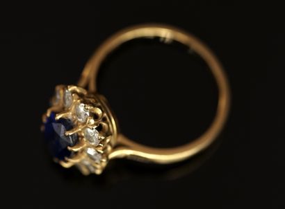 BAGUE POMPADOUR en or jaune 18K (750/°°)...