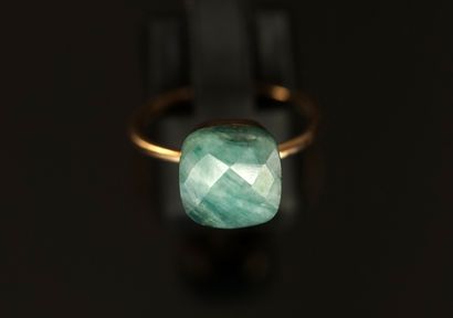 BAGUE en or jaune 18K (750/°°) ornée d'une...