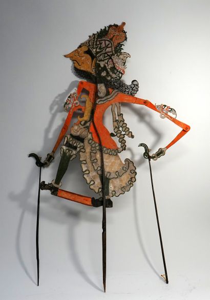 Ancienne marionnette présentant Krishna de...