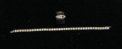 Ensemble en argent min 800/°° et 935/°° sertis...