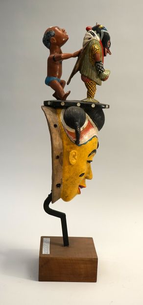 Masque à thème. Utilisé pour la danse et...