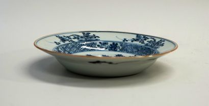 Assiette creuse en porcelaine blanc bleu...