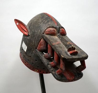 Important masque heaume zoomorphe (Korobla)...