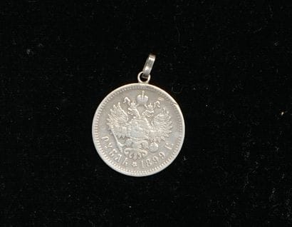 Médaille montée en pendentif en argent Russie...