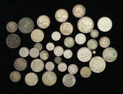 Lot de monnaies démonétisées. Lot vendu en...