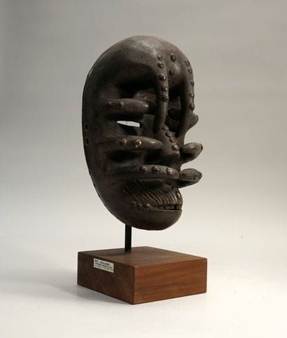Masque araignée style Bete du groupe Krou....