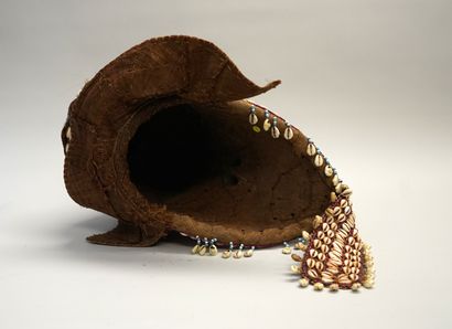 Grand masque heaume style Kuba de RDC. (ex...